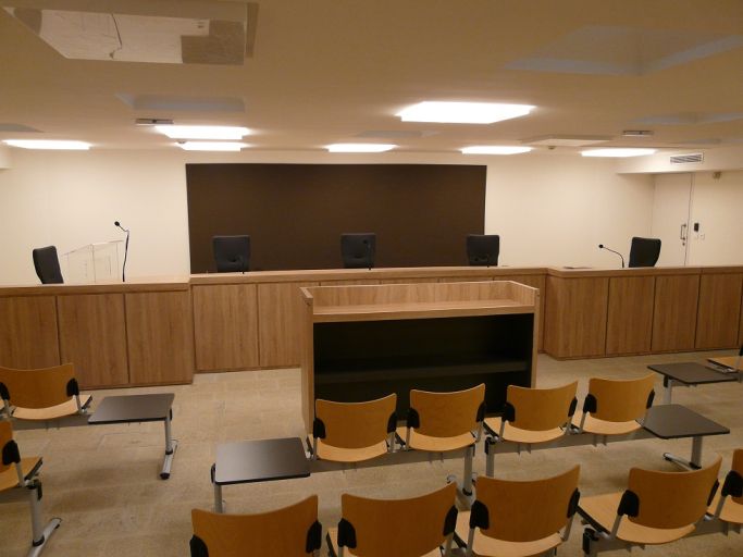 Tribunal et juges