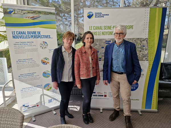 Photo représentant madame la présidente du tribunal administratif d'Amiens, le président de la compagnie régionale des commissaires enquêteurs et la référente enquêtes publiques du tribunal administratif
