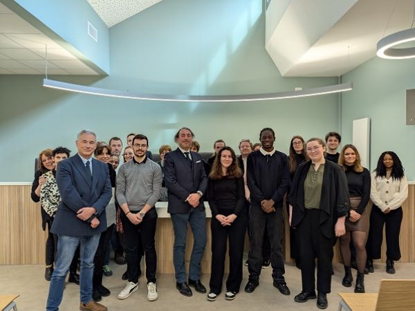 Photo de groupe accueil stagiaires